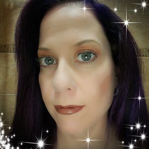 Meet your Posher, Wendy